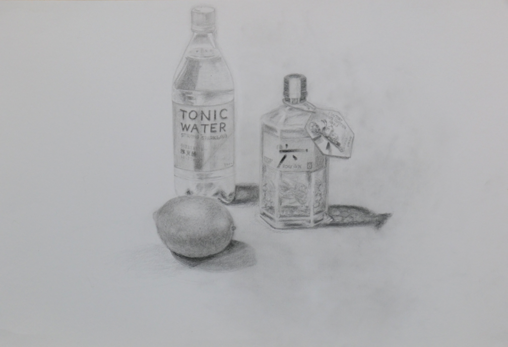 ジンボトルとトニックウォーター、レモンの鉛筆デッサン｜鉛筆｜受講生の作品