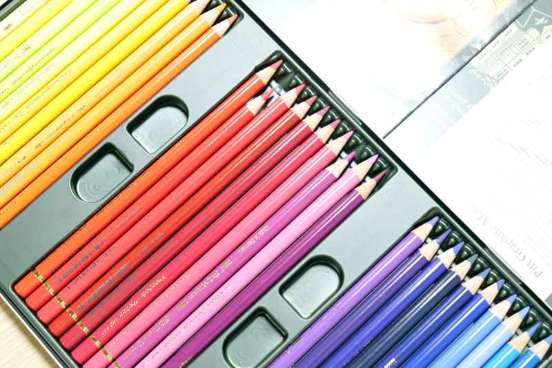 色鉛筆の画像